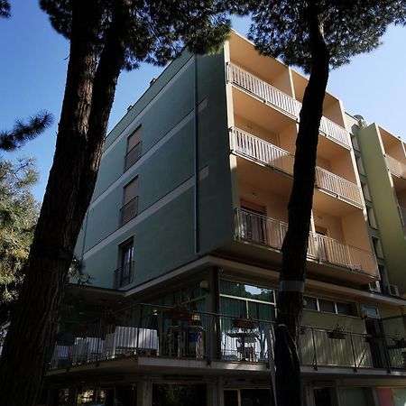 Hotel Pine Beach Rosolina Mare Εξωτερικό φωτογραφία