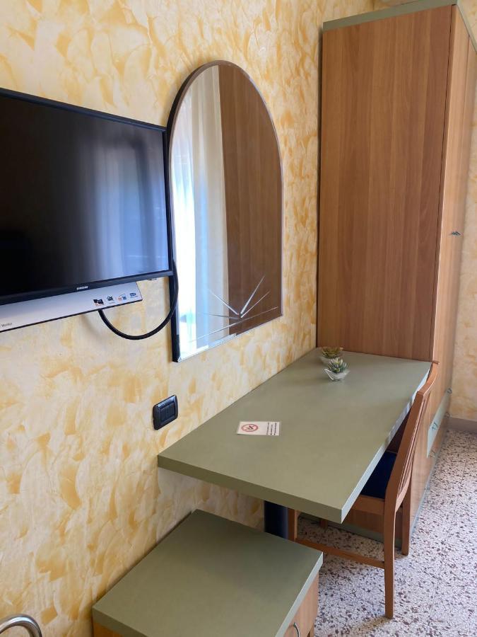 Hotel Pine Beach Rosolina Mare Εξωτερικό φωτογραφία
