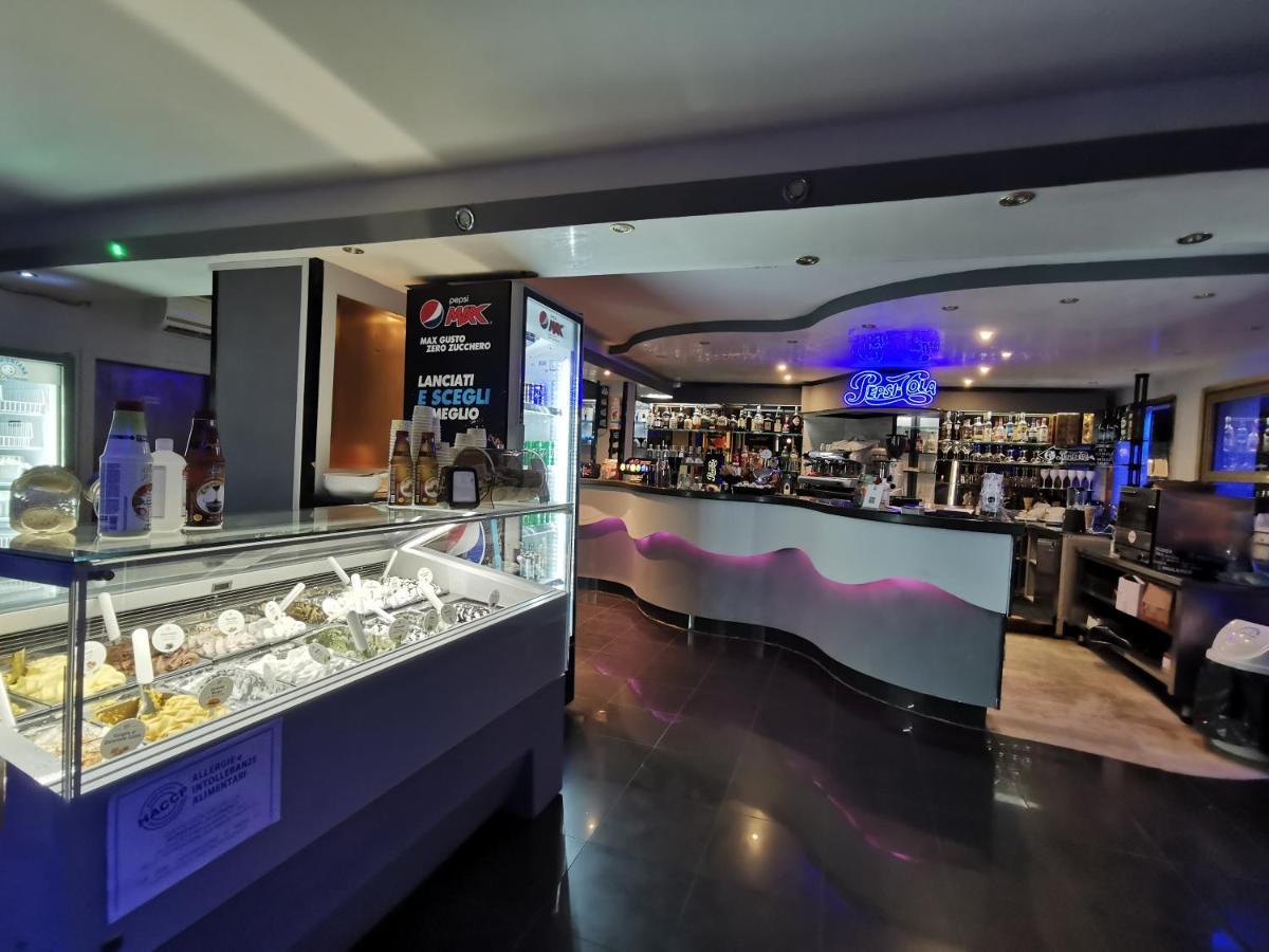 Hotel Pine Beach Rosolina Mare Εξωτερικό φωτογραφία