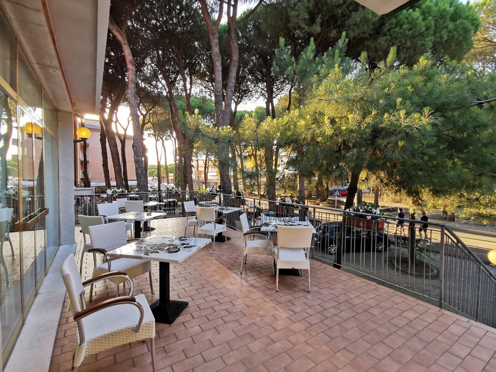 Hotel Pine Beach Rosolina Mare Εξωτερικό φωτογραφία