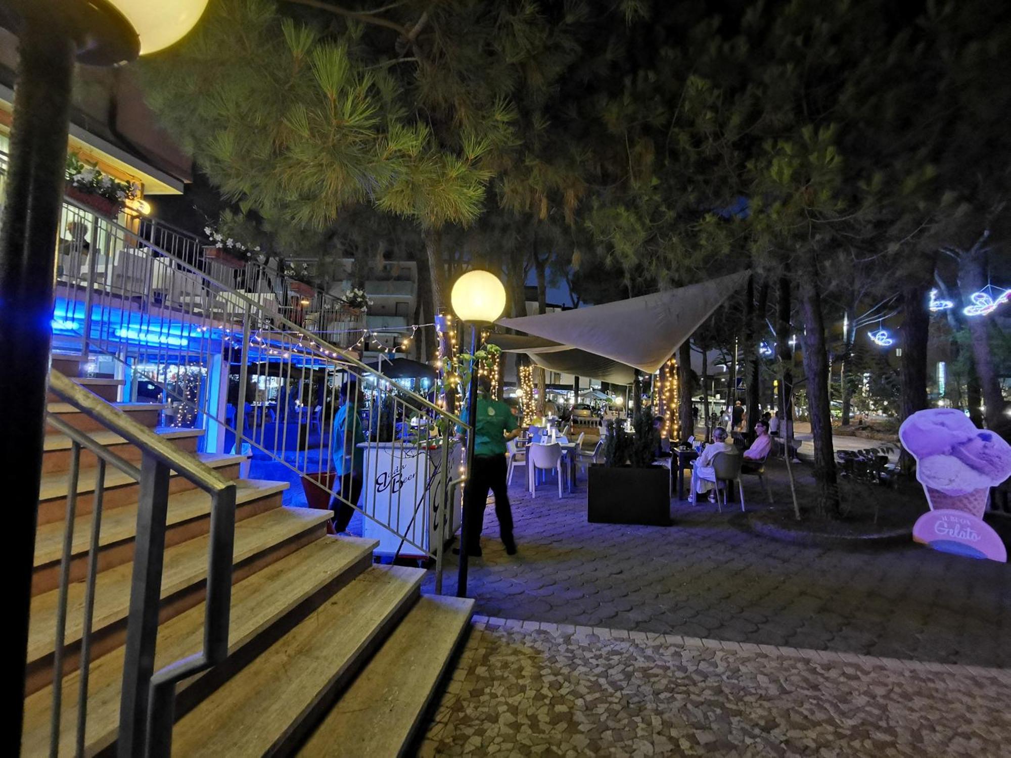 Hotel Pine Beach Rosolina Mare Εξωτερικό φωτογραφία